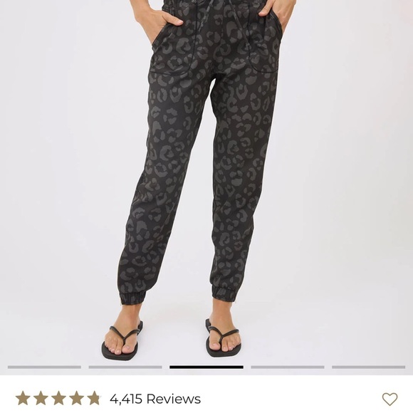 Albion Fit Animal Print Neutral Jetsetter Pants Joggers With Pockets Zipper - Picture 6 of 9